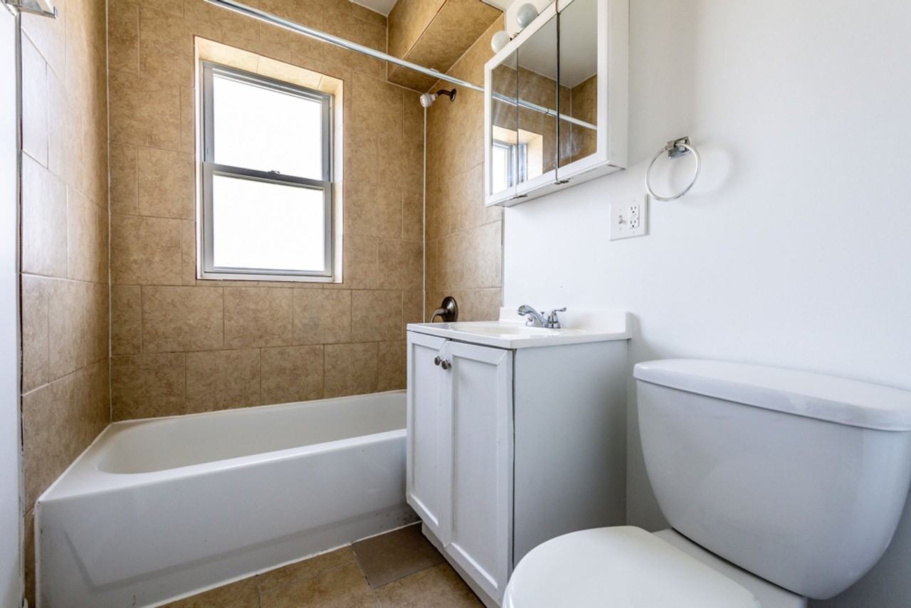 6104 S Campbell Ave 2501 - Photo 2 of 25