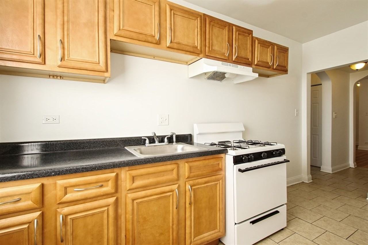 6104 S Campbell - Photo 7 of 24