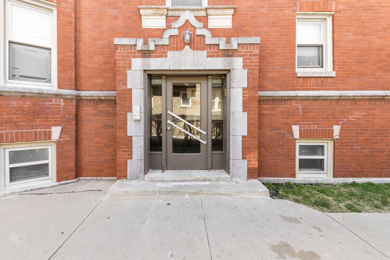 7953 S Wolcott Ave Chicago, IL 60620 - Photo 6 of 14