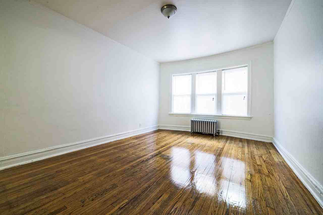 4815 W Cortez - Photo 6 of 19