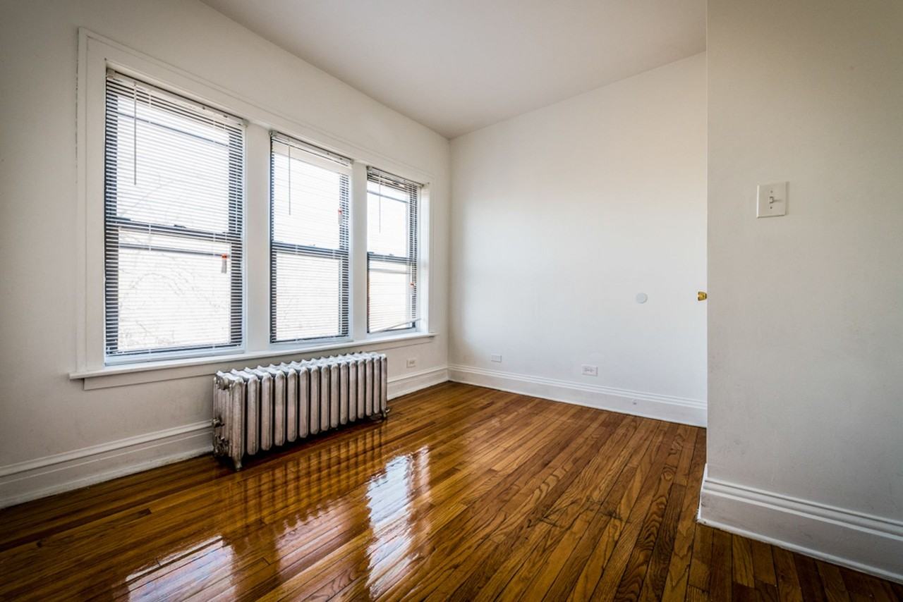 6400 S Rockwell St Chicago, IL 60629 - Photo 6 of 20