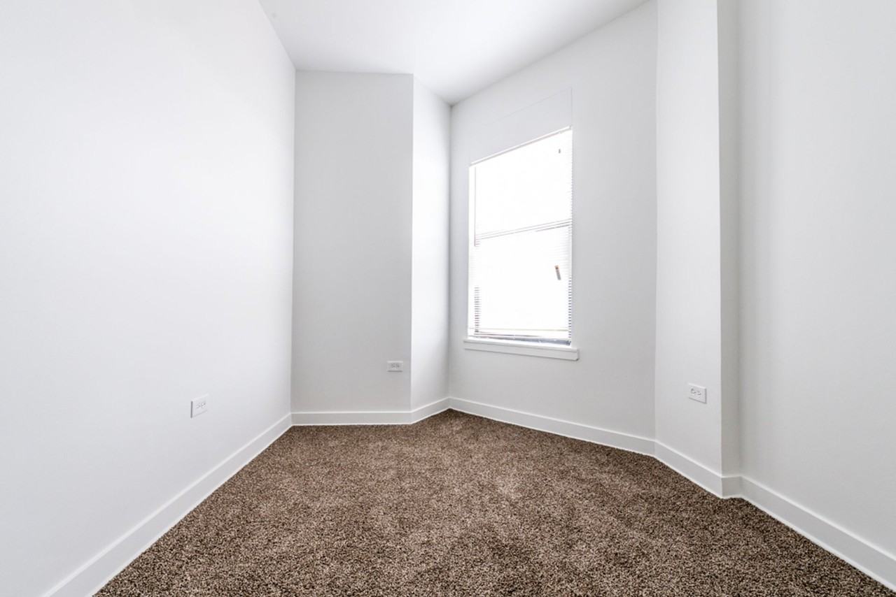 9001 S Commercial Ave Chicago, IL 60617 - Photo 6 of 23