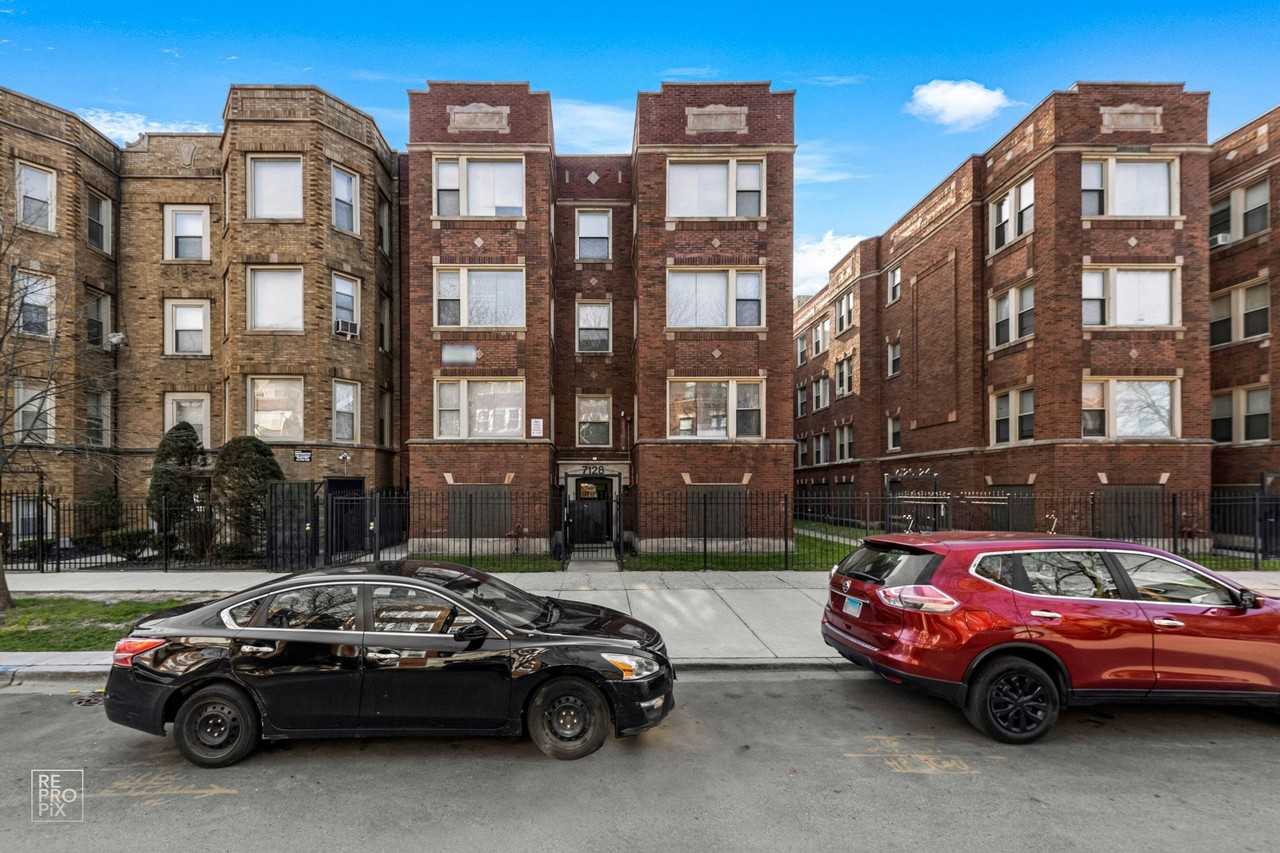 7120 S East End Chicago, IL 60649 - Photo 4 of 21