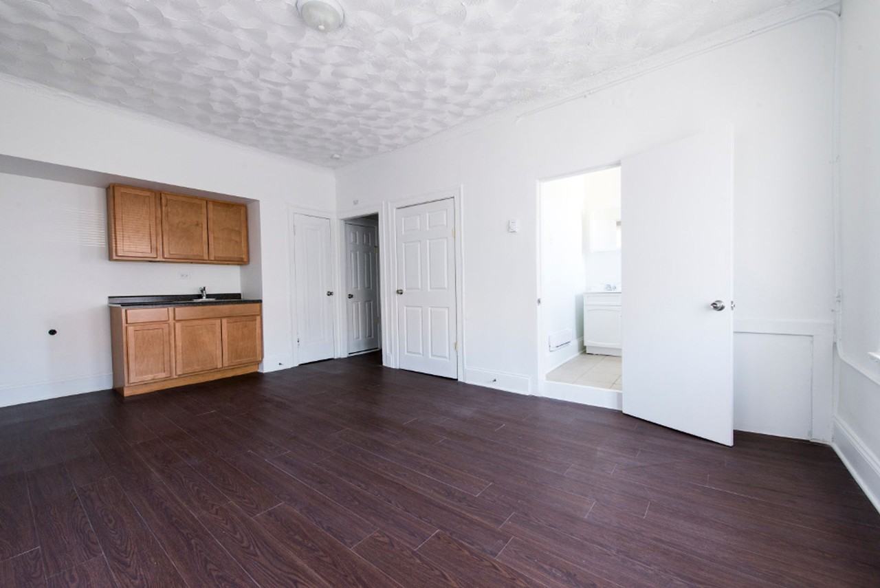 2235 E 71st - Photo 5 of 13