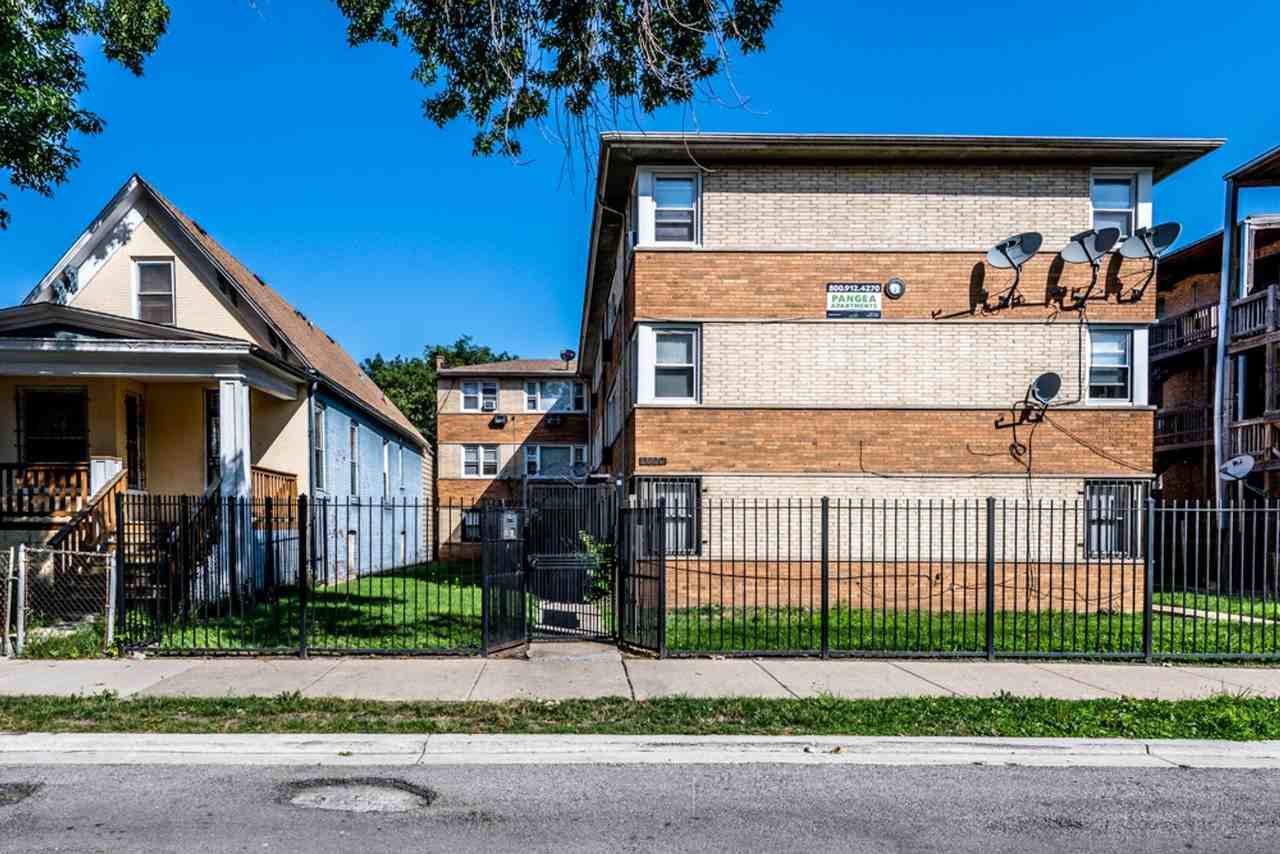 2826 E 76th - Photo 2 of 15