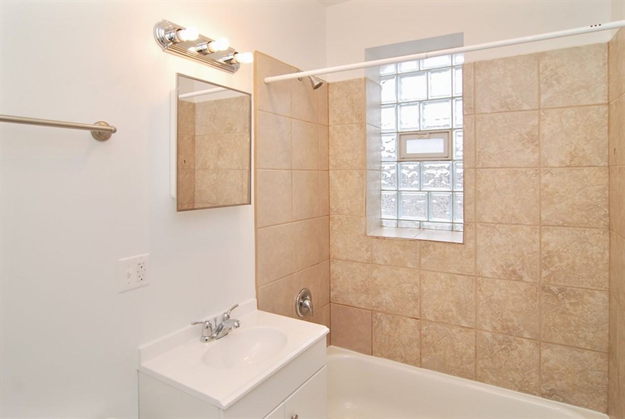 3501 W Adams St Chicago, IL 60624 - Photo 3 of 19