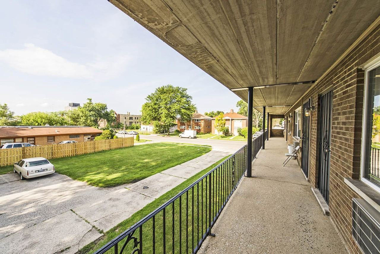 2109 S 5th Ave Maywood, IL 60153 - Photo 3 of 26