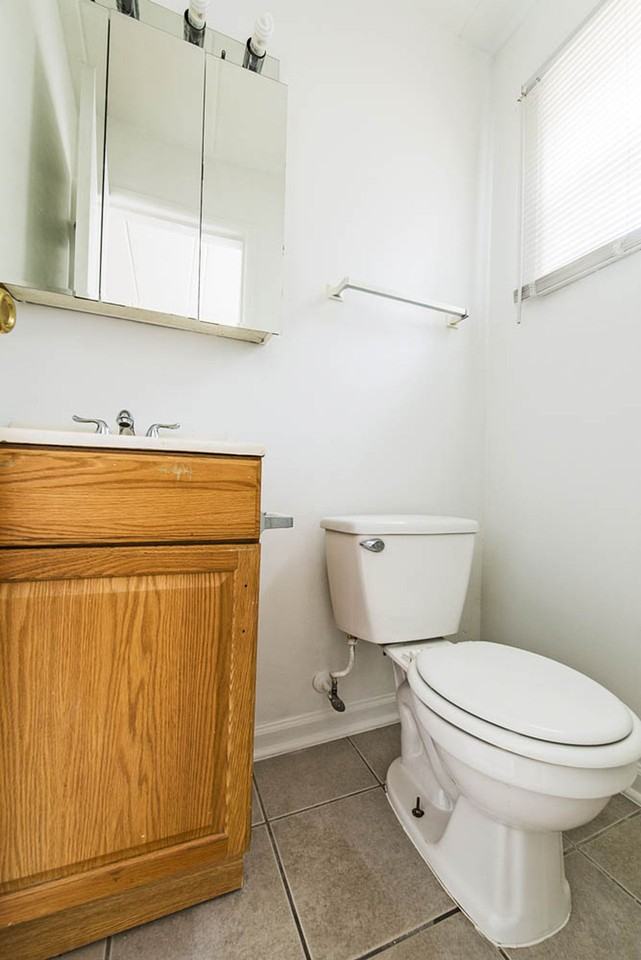 2109 S 5th Ave Maywood, IL 60153 - Photo 7 of 26