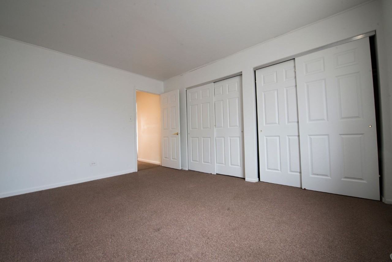 21837 Jeffrey Sauk Village, IL 60411 - Photo 6 of 27