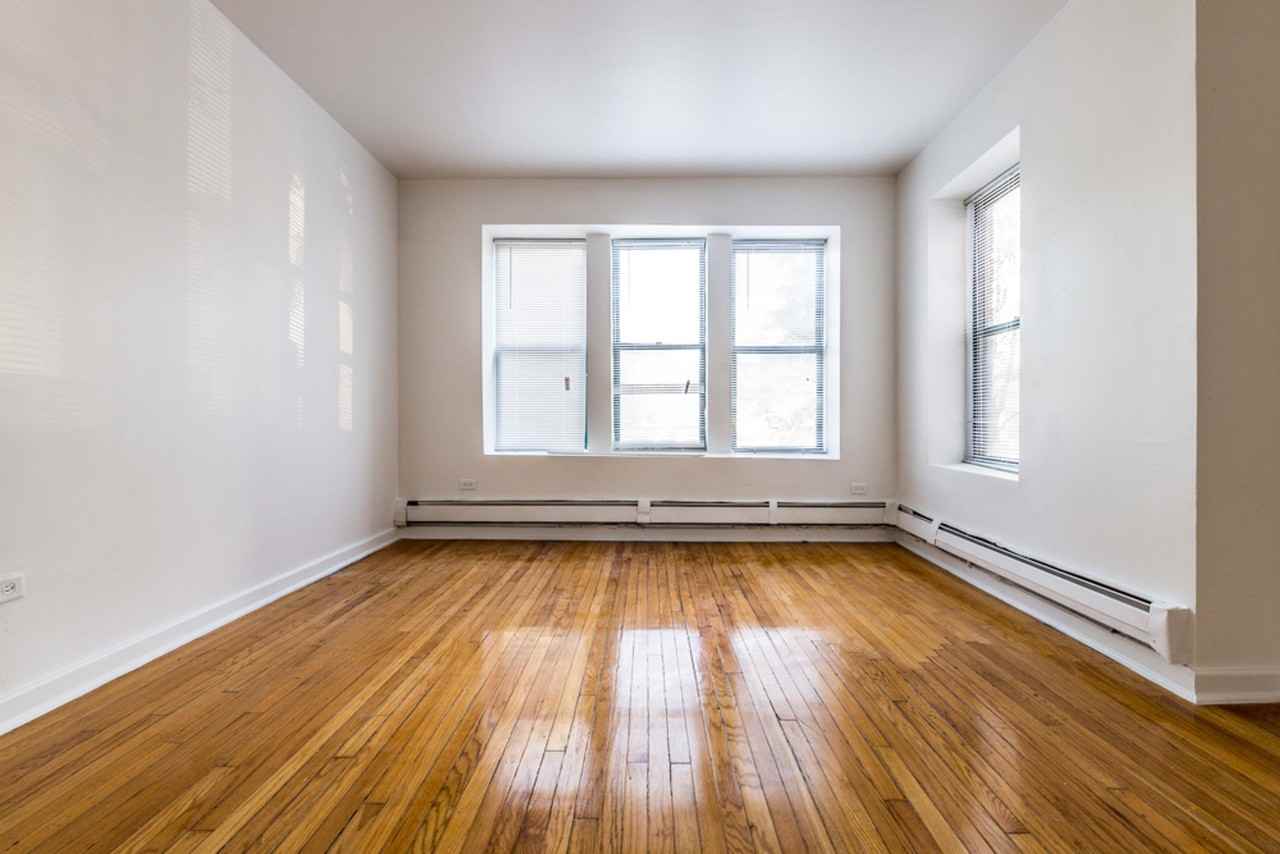 4653 W Jackson Blvd - Photo 7 of 24