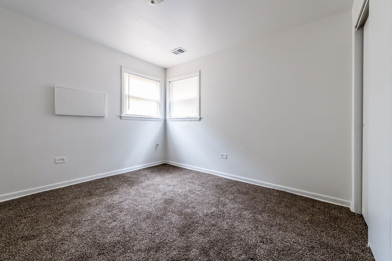 s8855-8857 S Cottage Grove Ave Chicago, IL 60619 - Photo 3 of 22