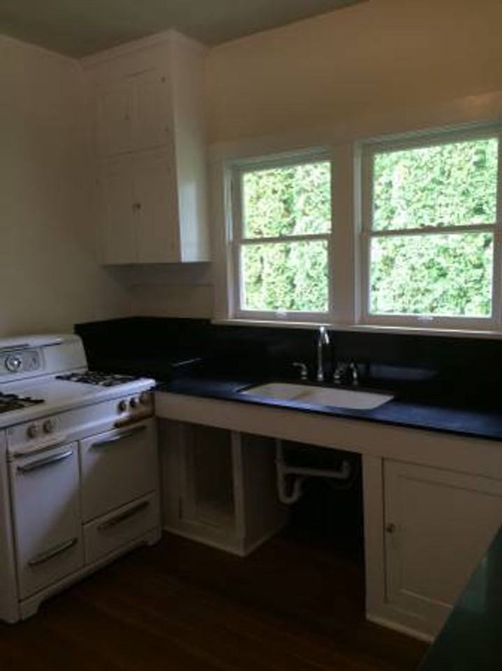 516 N 6th St - Photo 6 of 13