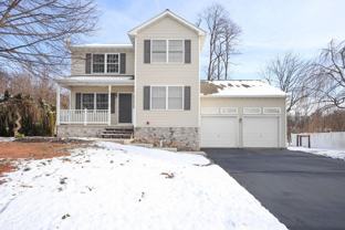 108 Commodore Dr - Photo 1 of 1