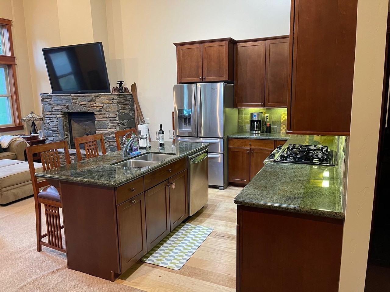 125 Davison Rd #2 - Photo 5 of 20