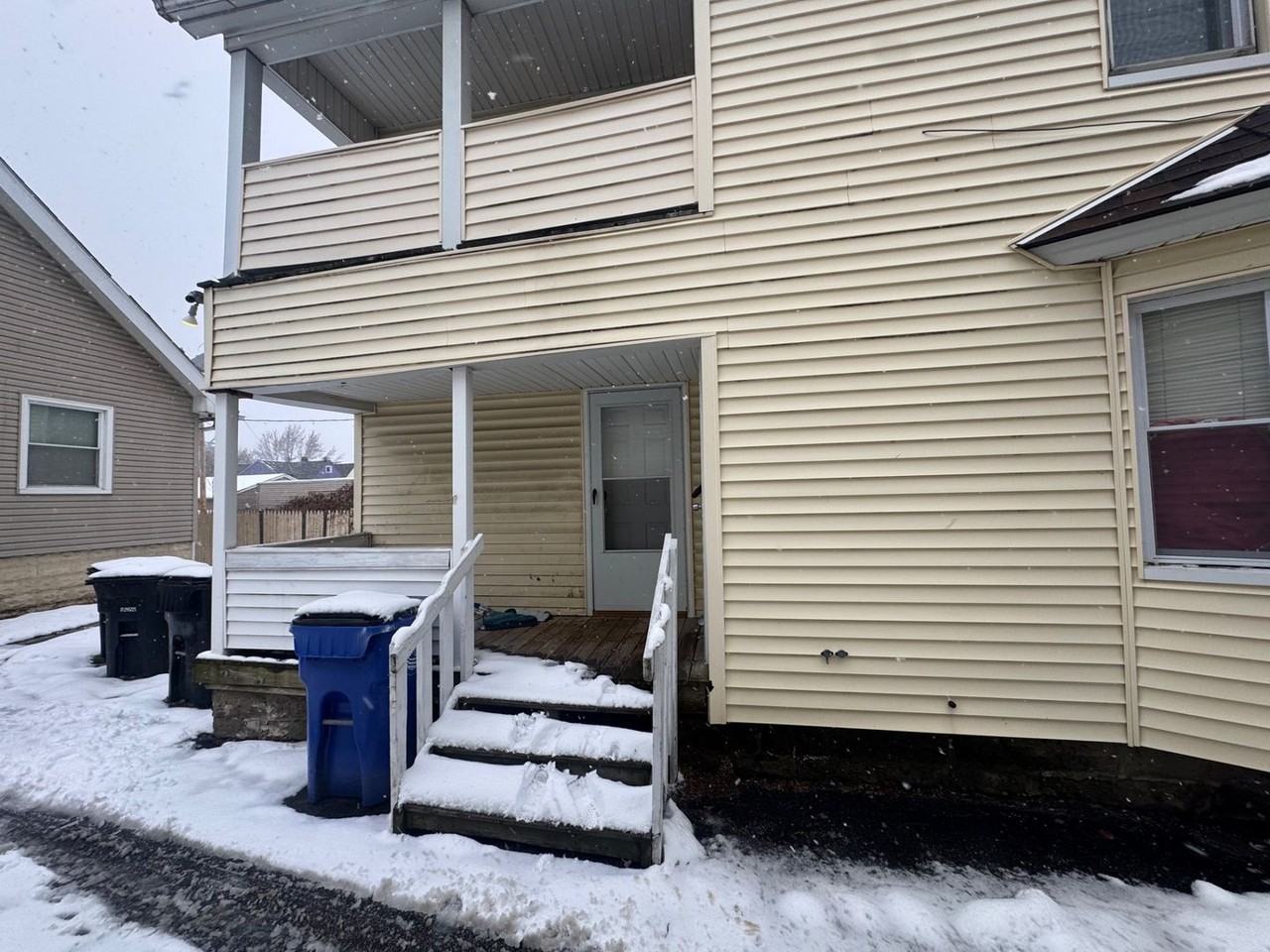 3594 W 47th St - Photo 3 of 25