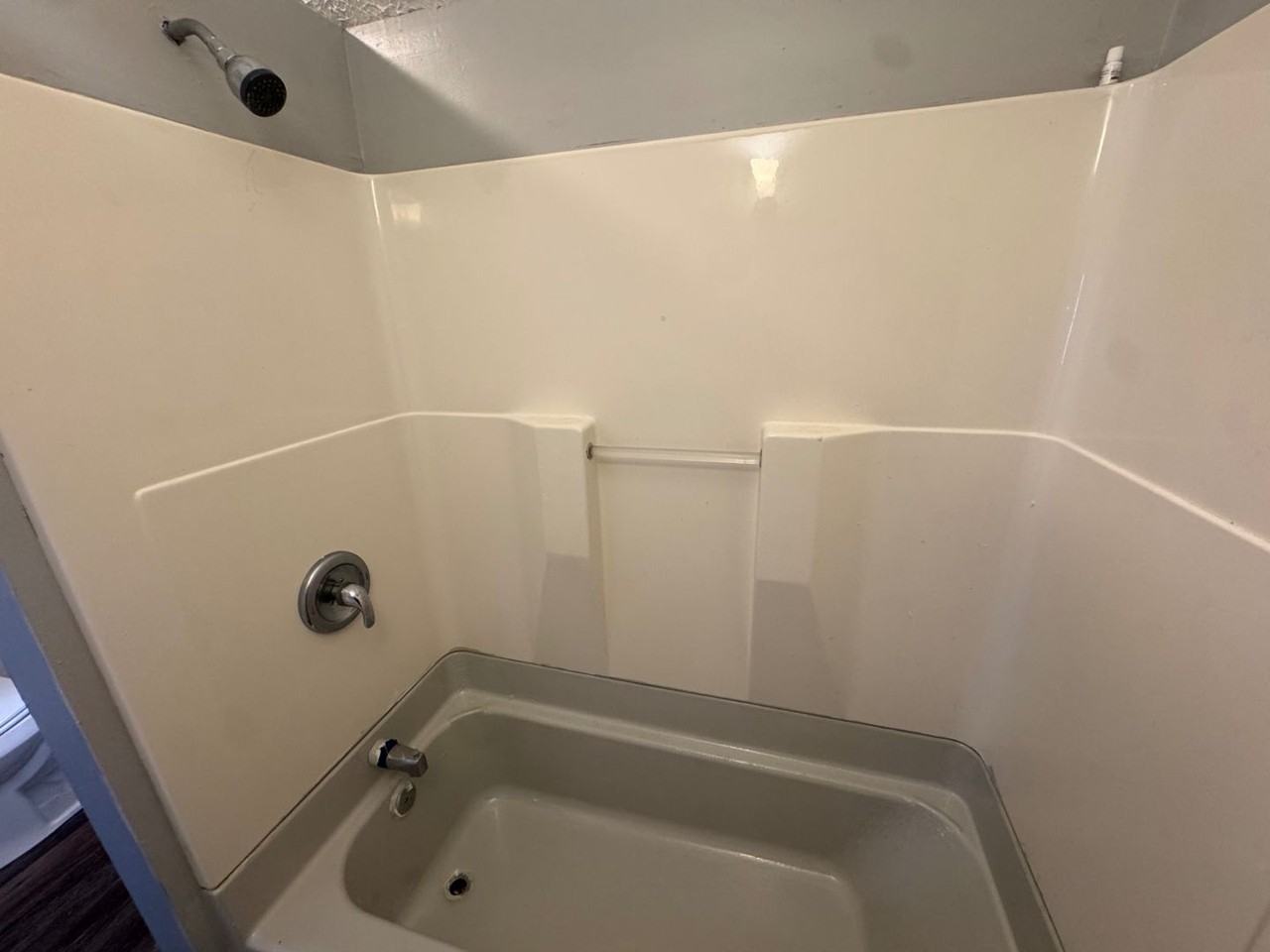 3594 W 47th St - Photo 7 of 25