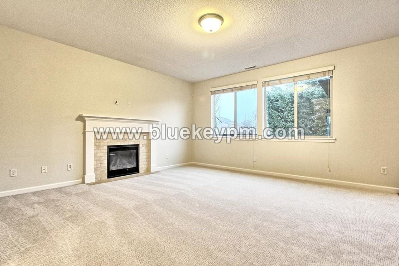 251 N Green Gables Loop - Photo 3 of 19