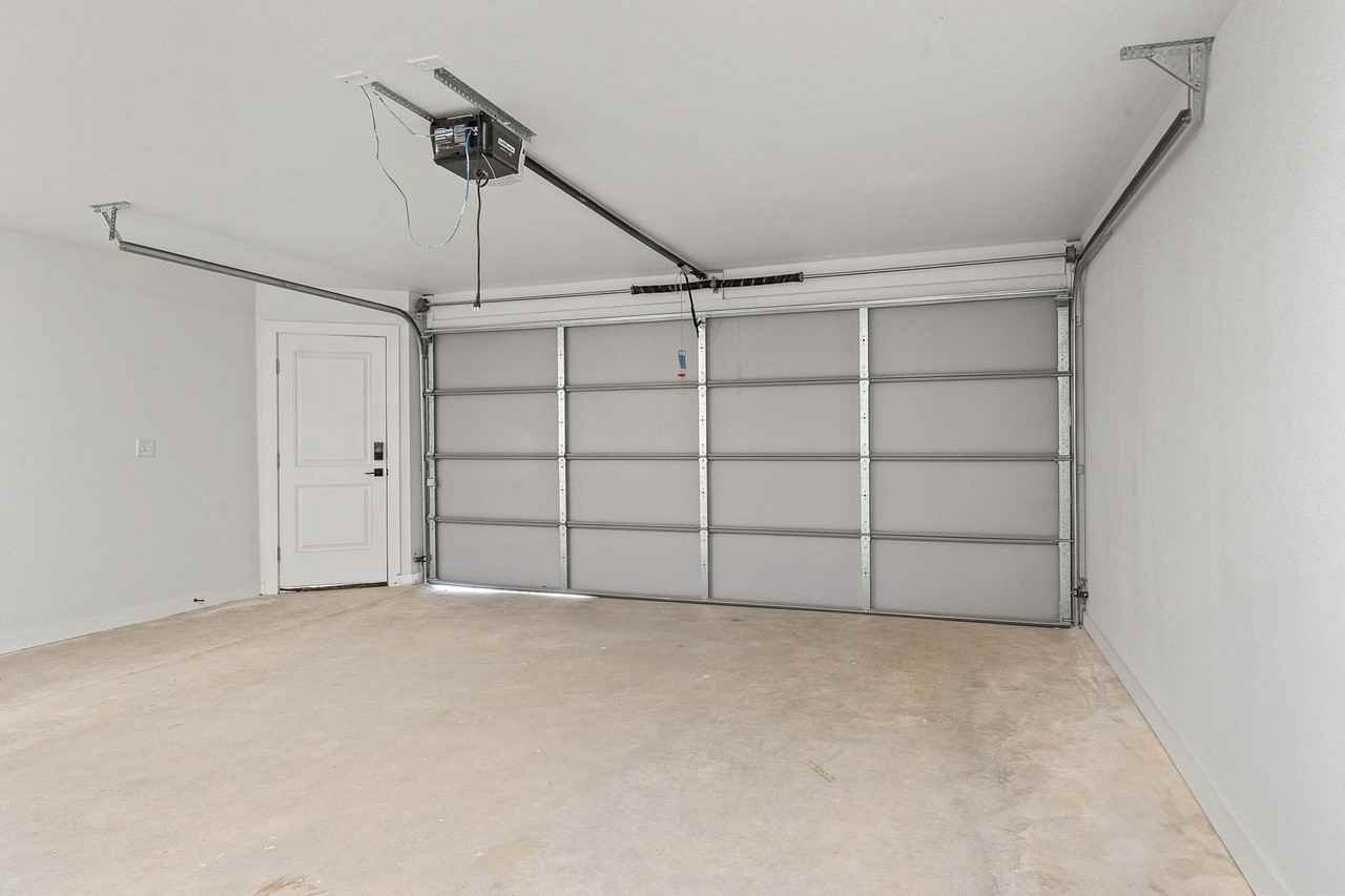 1982 S Razorback Rd #102 - Photo 6 of 50