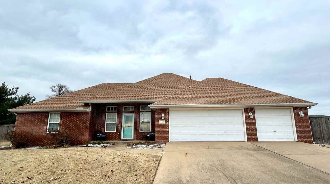 610 Solstice Ave - Photo 2 of 50