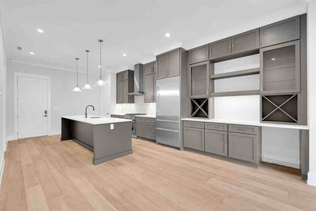 95 Dr David C Francis St - Photo 2 of 14