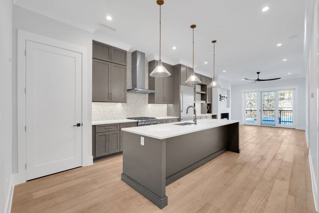 95 Dr David C Francis St - Photo 3 of 14