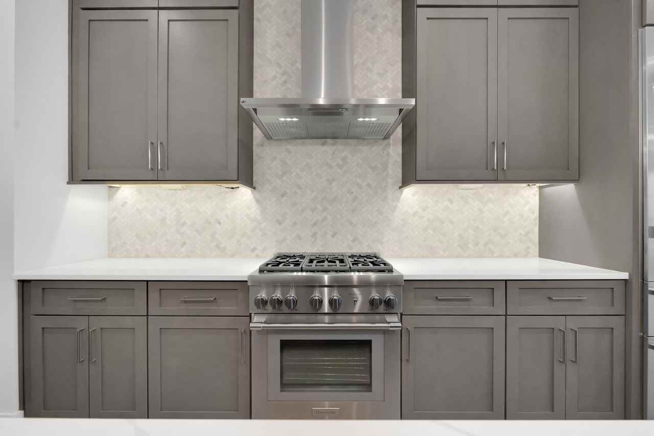 95 Dr David C Francis St - Photo 4 of 14