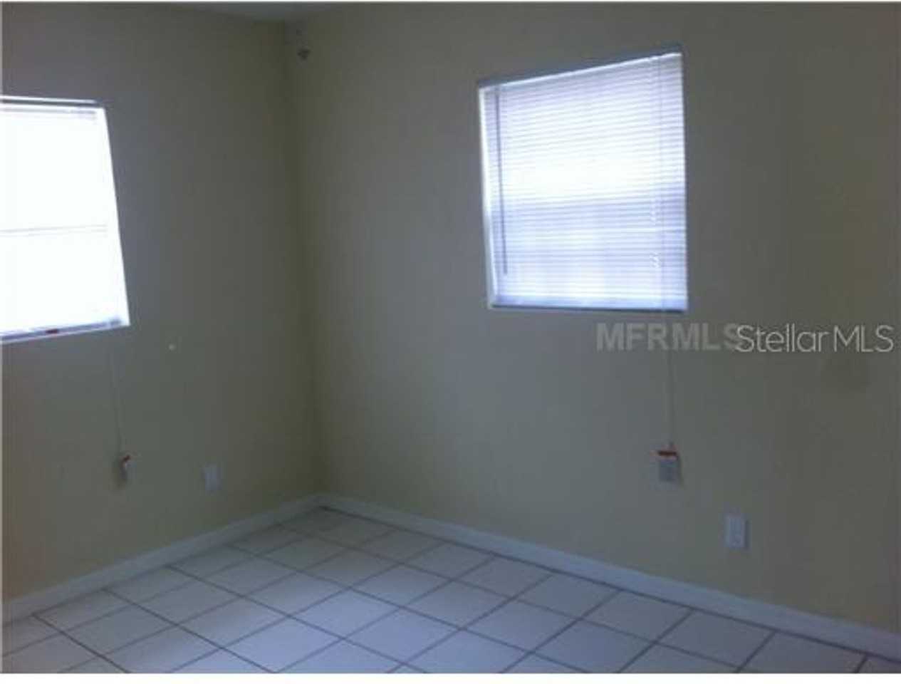 4221 W Sitka St - Photo 5 of 12