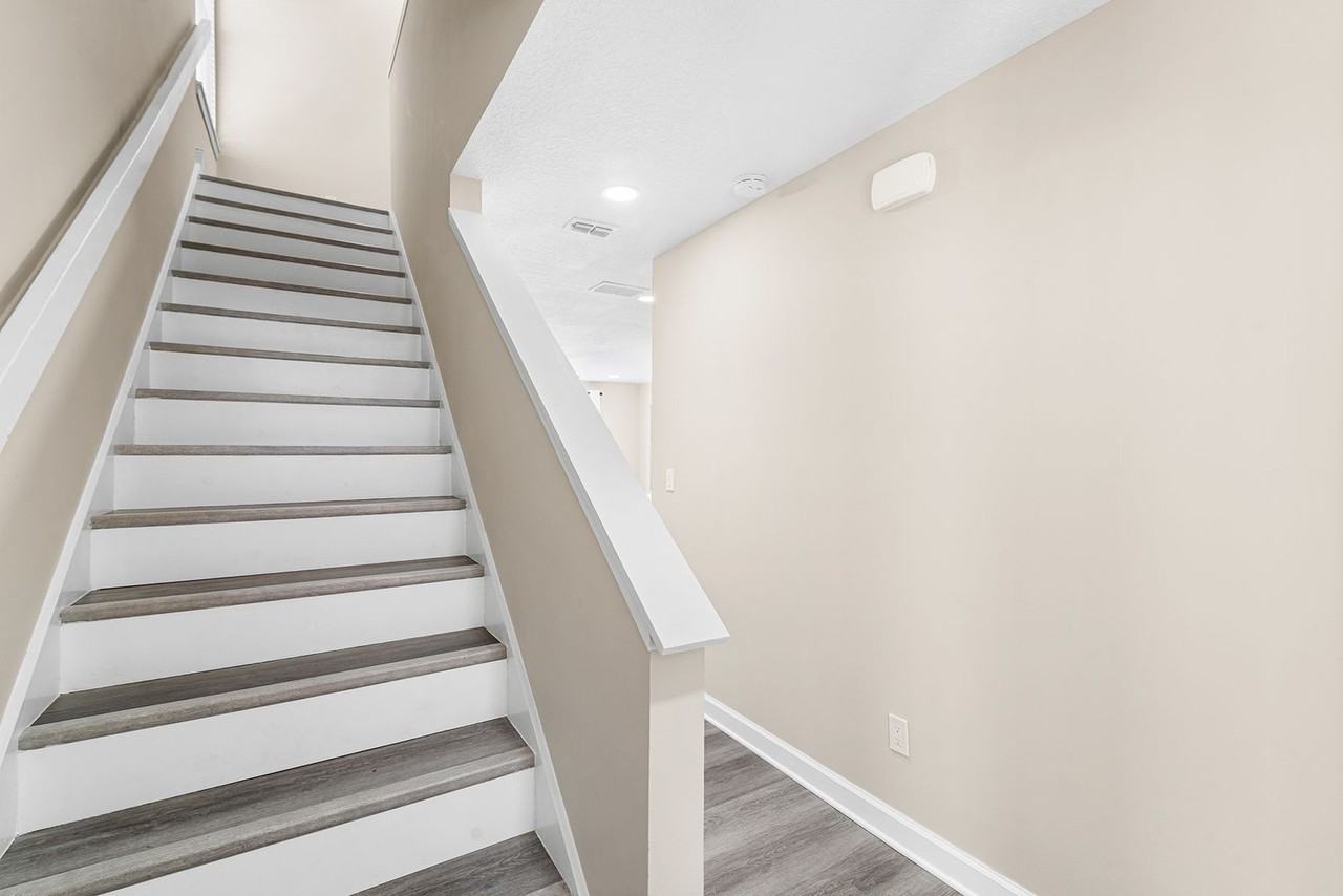 452 Dutton Island Rd W - Photo 6 of 23