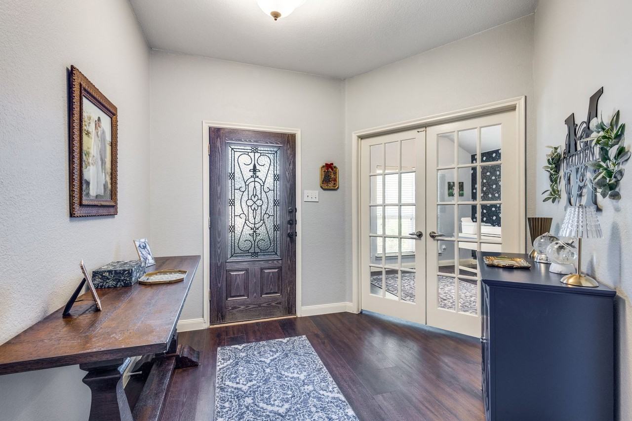 3709 Spring Run Ln - Photo 4 of 25