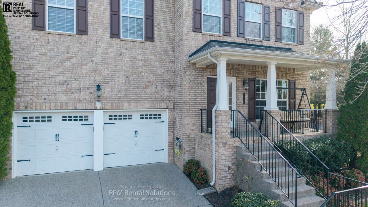 1700 Calderwood Ct - Photo 2 of 44