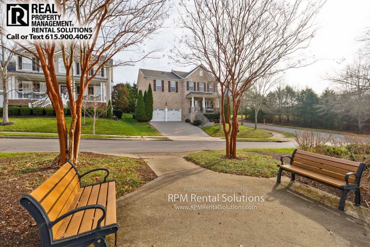 1700 Calderwood Ct - Photo 6 of 44