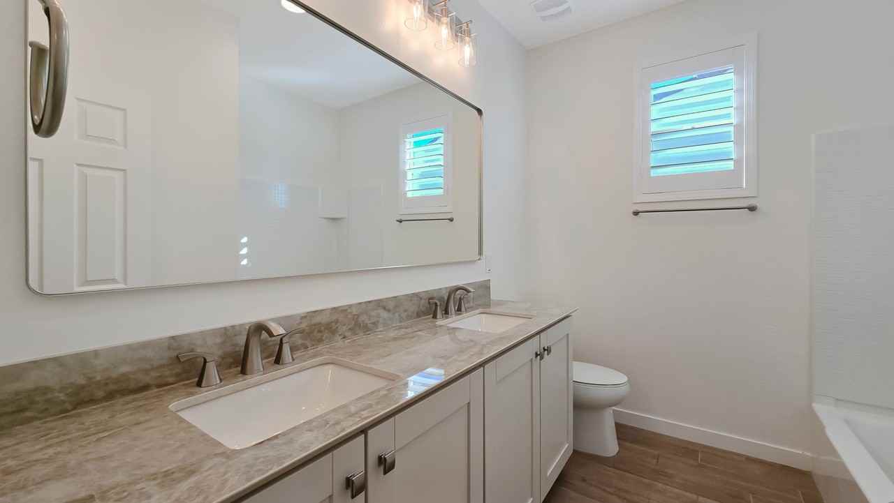 17864 W Thistle Landing Dr - Photo 5 of 45