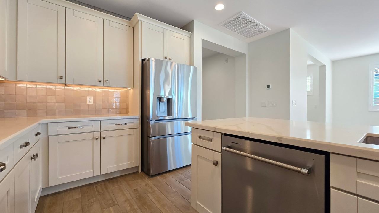 17864 W Thistle Landing Dr - Photo 7 of 45