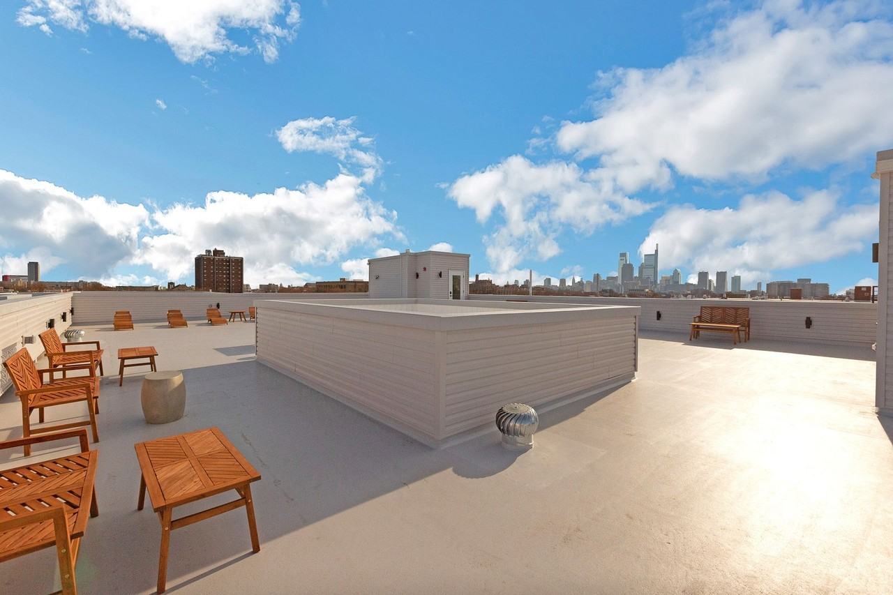 Stunning New Luxury Apartments at The Vienna - Photo 5 of 50