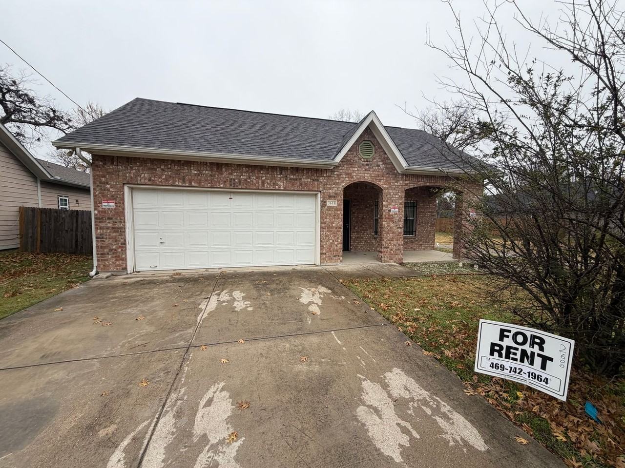 3618 Metropolitan Ave - Photo 2 of 2