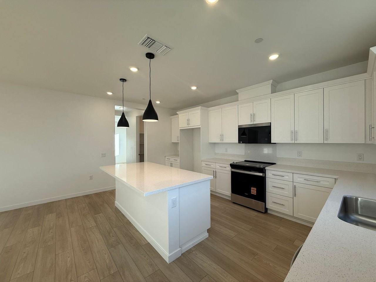 42965 56th St W - Photo 4 of 21