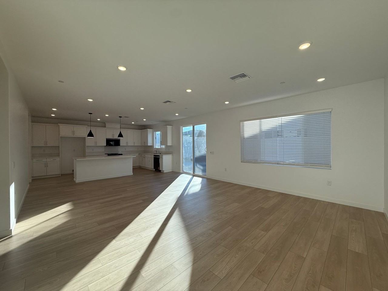 42965 56th St W - Photo 5 of 21