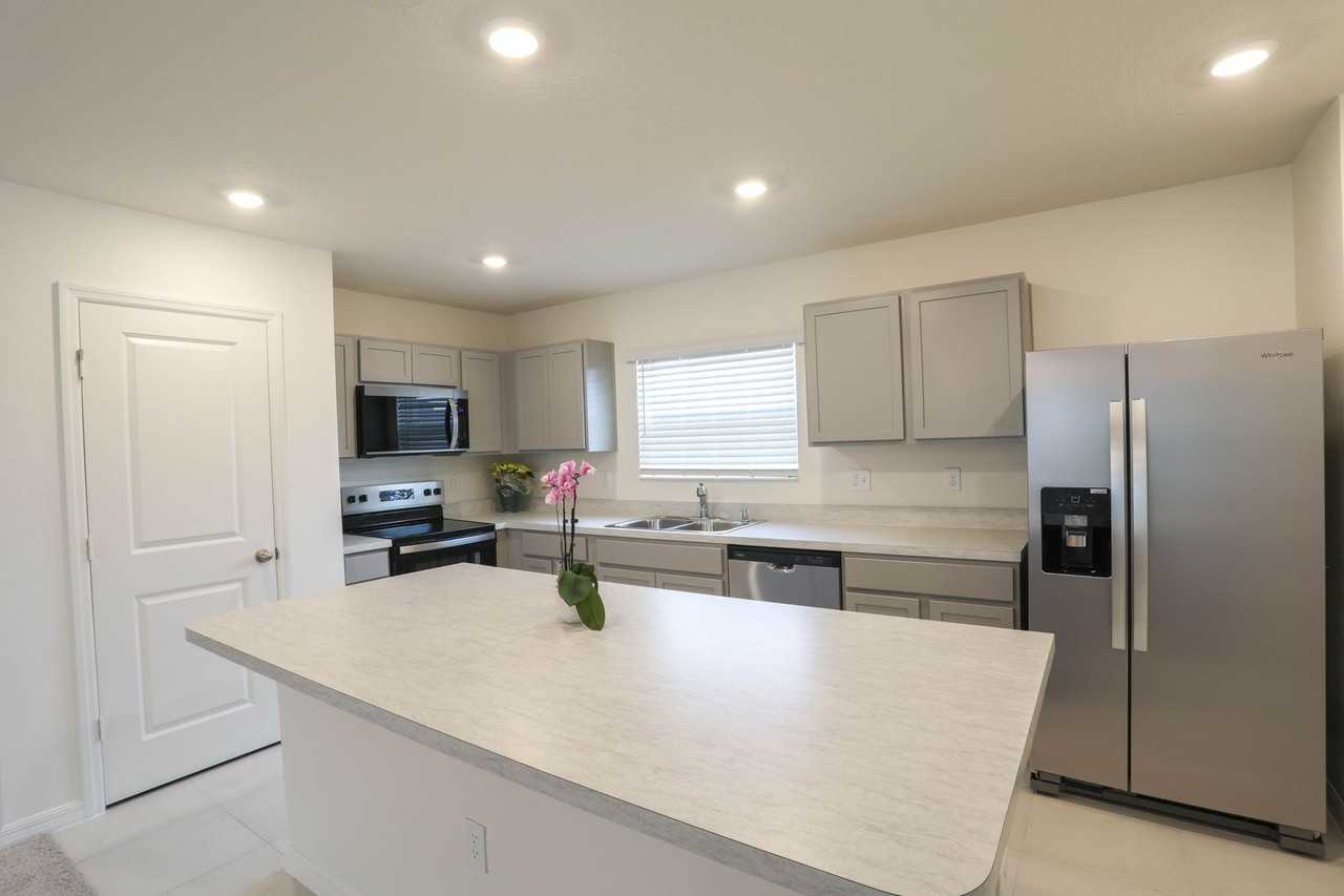 2950 Lavanda Dr - Photo 6 of 25