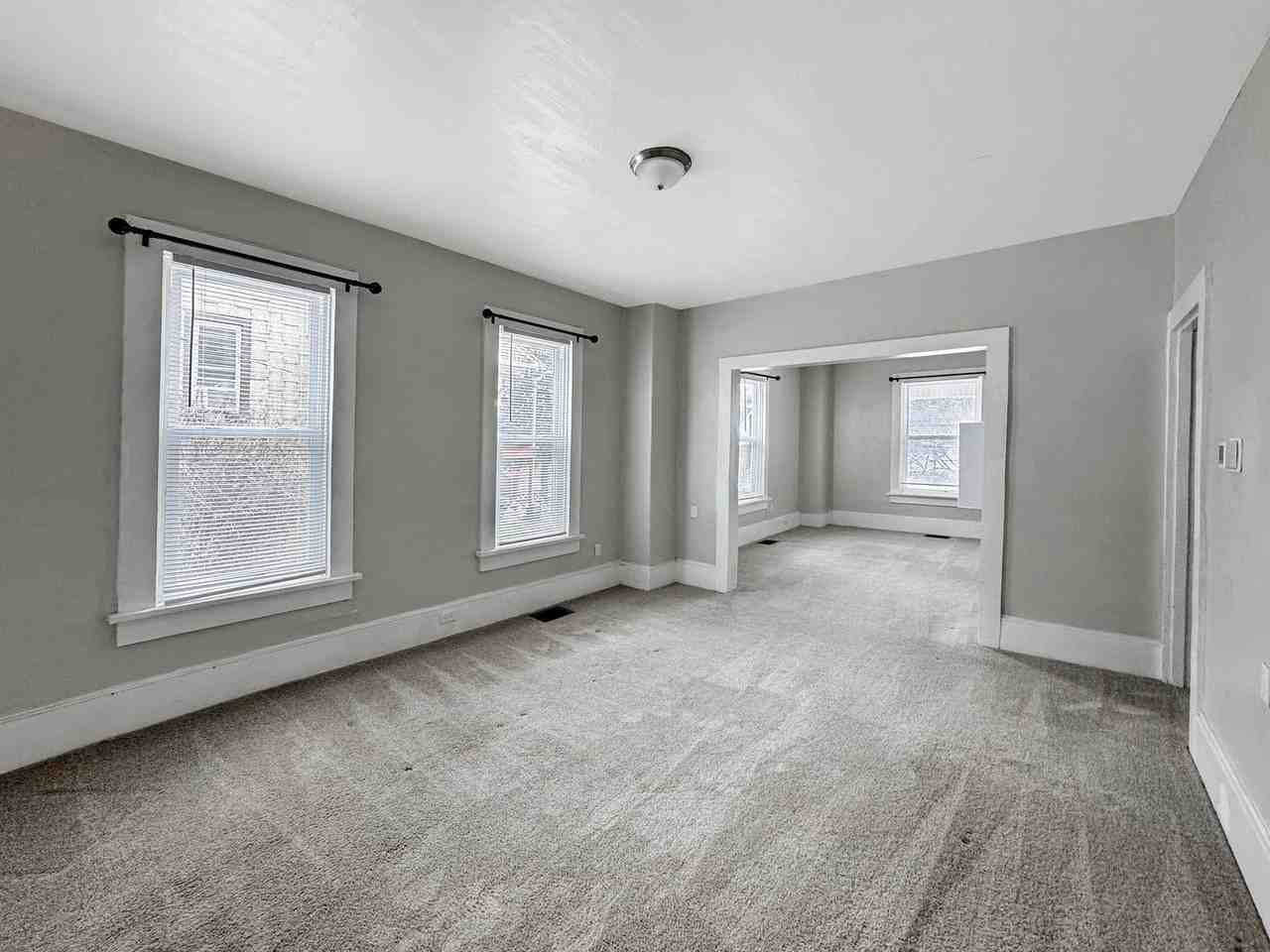 471 W 4th St - Photo 4 of 15