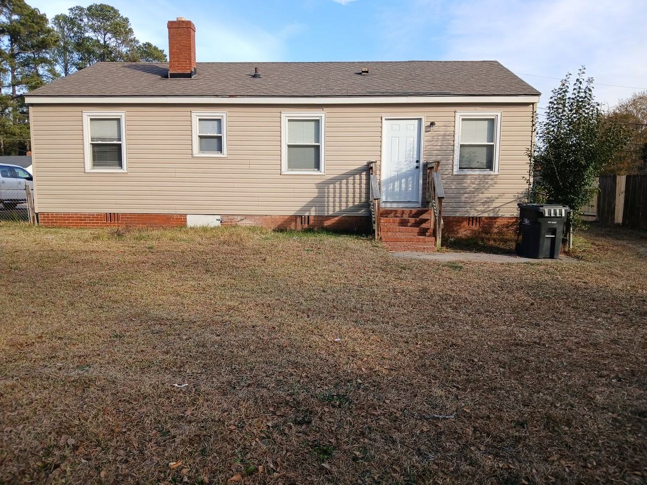 2813 King St - Photo 2 of 15