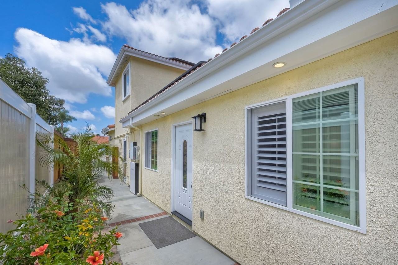 1726 Shire Ave - Photo 3 of 26