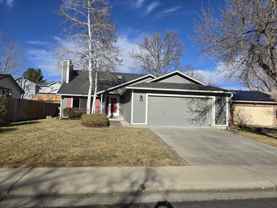 443 Lincoln Cir - Photo 1 of 1