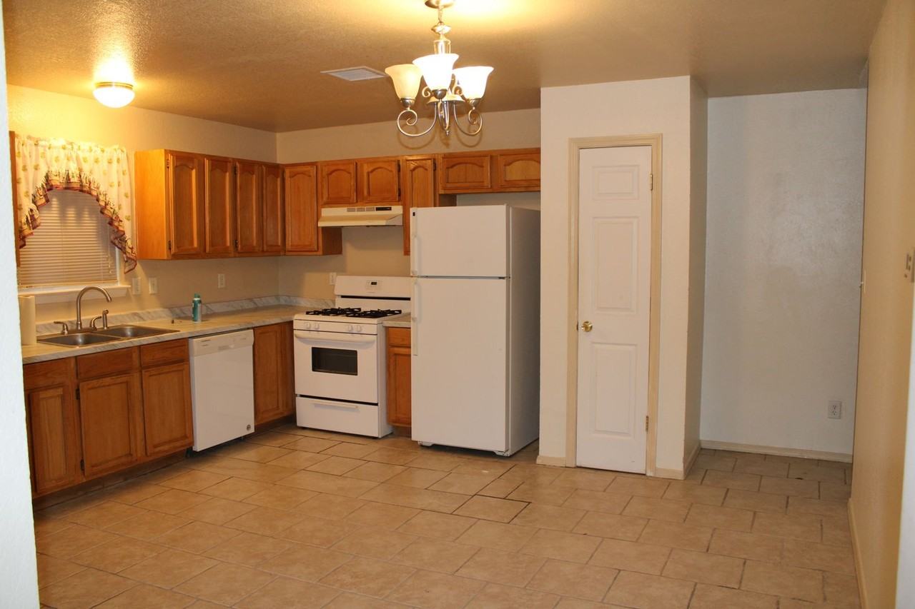 12477 Sombra Fuerte Dr - Photo 4 of 16