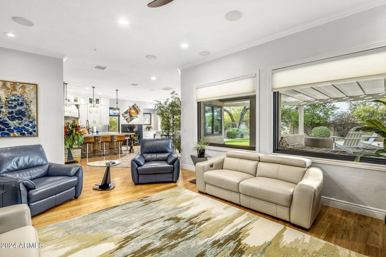 10912 E Butherus Dr - Photo 4 of 25