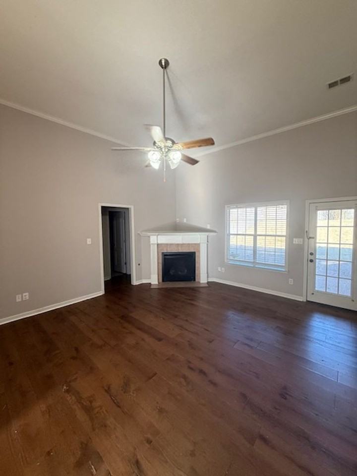 2922 Dawkins Cv - Photo 2 of 34