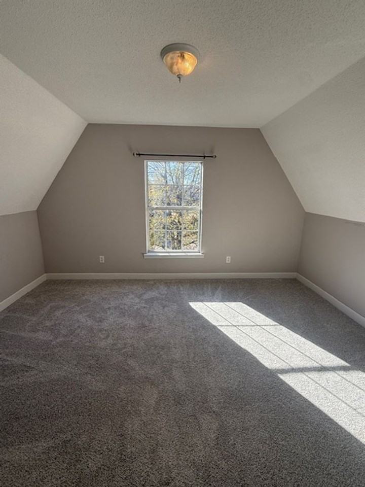 2922 Dawkins Cv - Photo 4 of 34