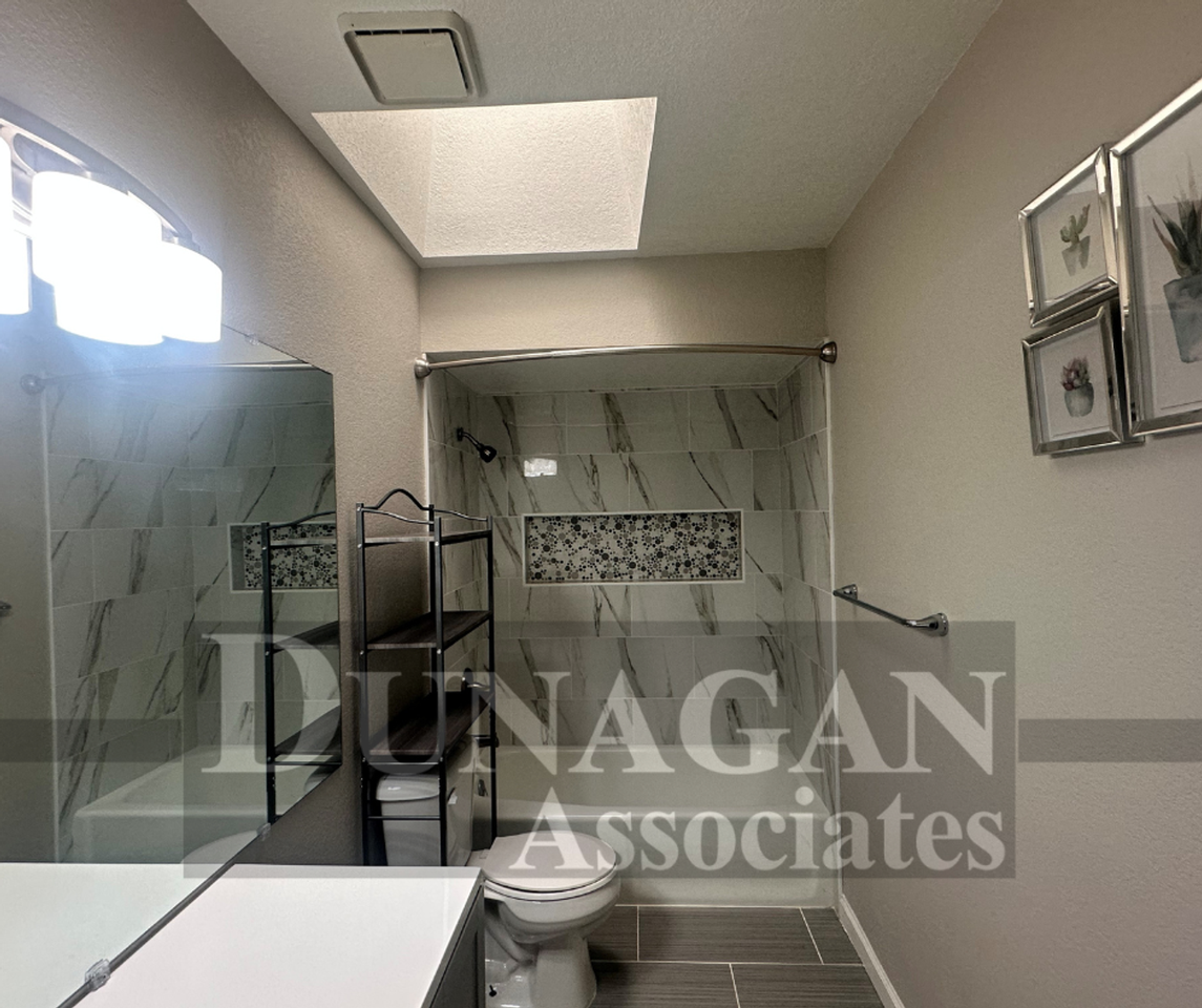 806 Merion Dr - Photo 5 of 9