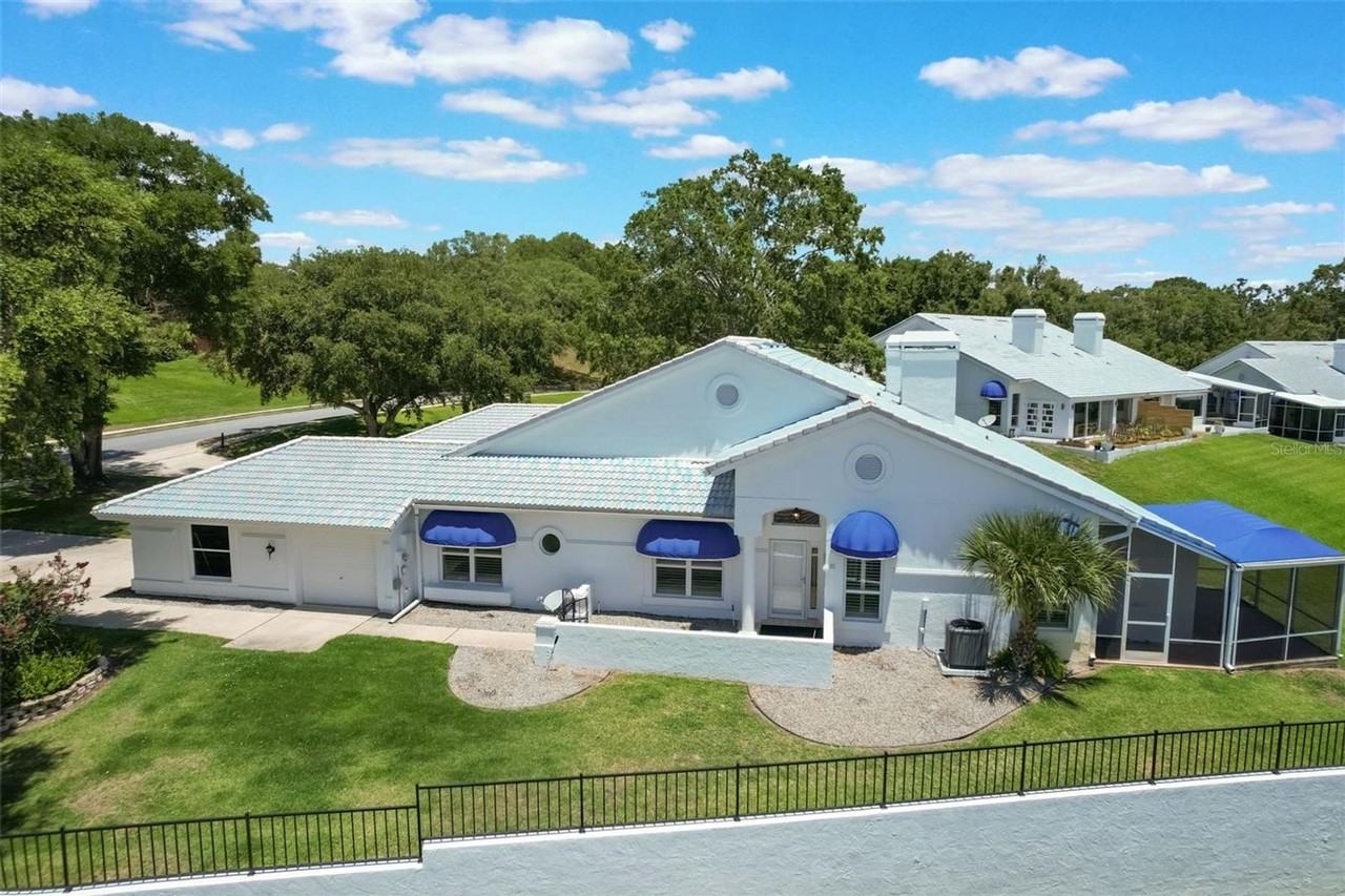 6036 Topsail Rd - Photo 2 of 16