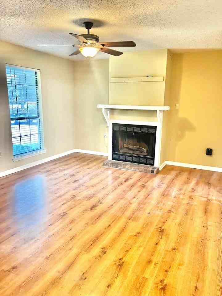 27597 Gaylord Rd - Photo 3 of 6