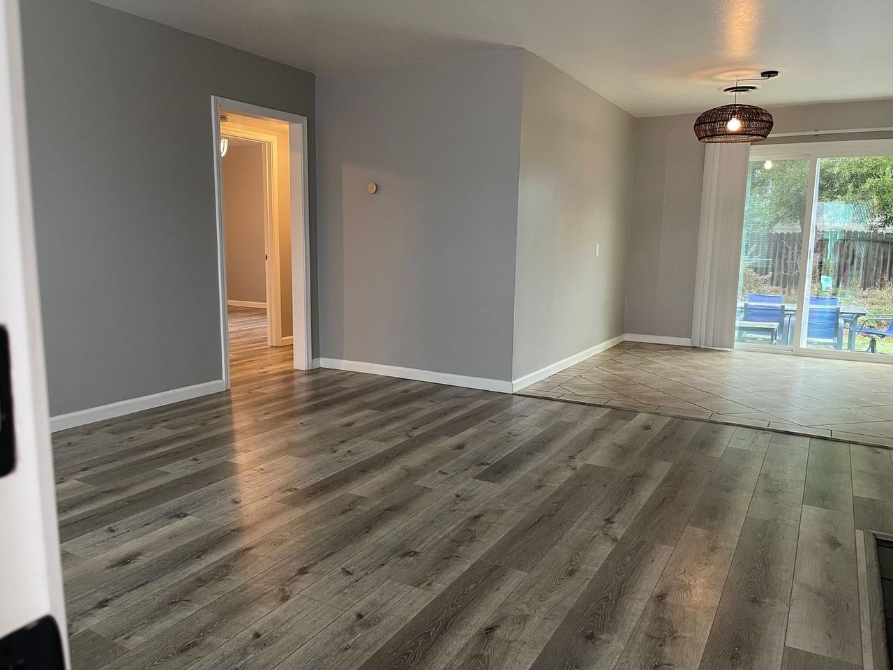 4321 61st St - Photo 3 of 28